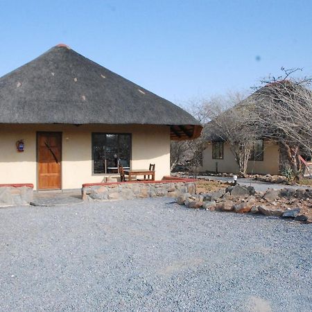 Vila Oppi-Koppi Rest Camp Kamanjab Exteriér fotografie